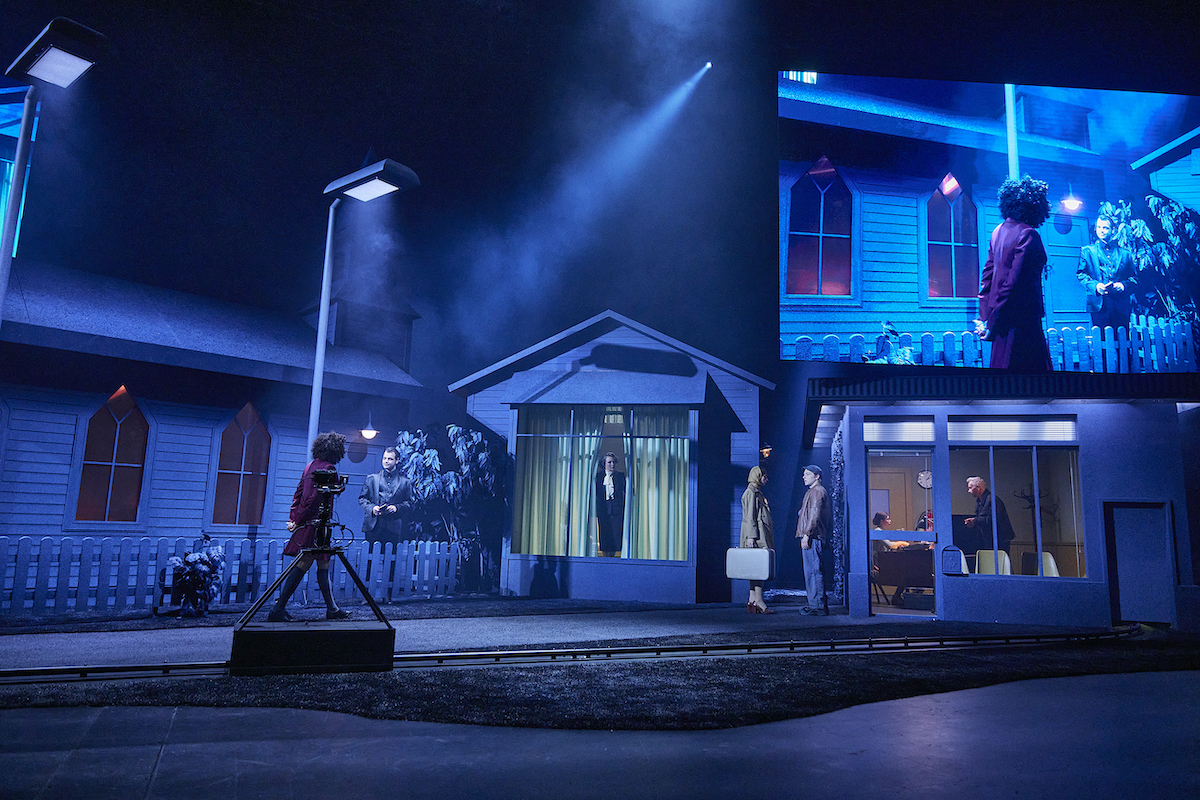 Imagine – Schauspiel Köln – Kay Voges eröffnet seine erste Spielzeit als Intendant in Köln